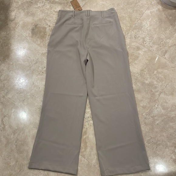 NWT Beige Thread and Supply Wide leg suit pants in size XL - Picture 6 of 7